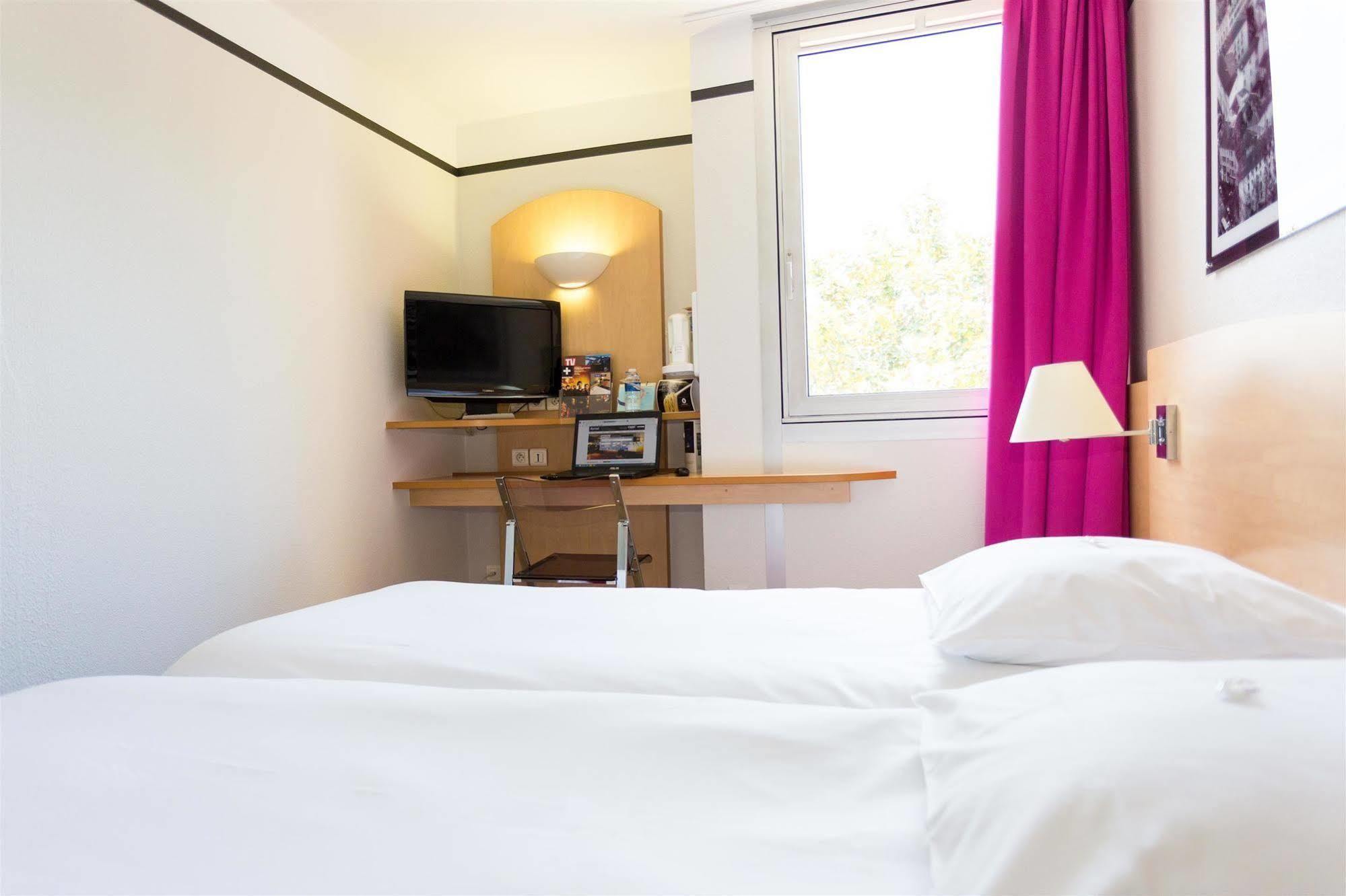 Hotel Inn Grenoble Eybens Parc Des Expositions Ex Kyriad Eksteriør billede